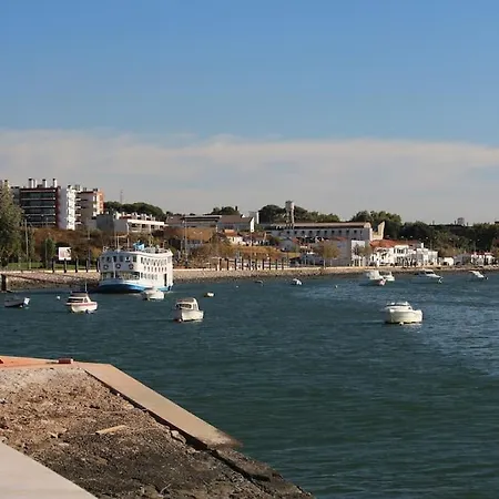 Дом отдыха Casinha; Piscina/ Praia/ Lisboa