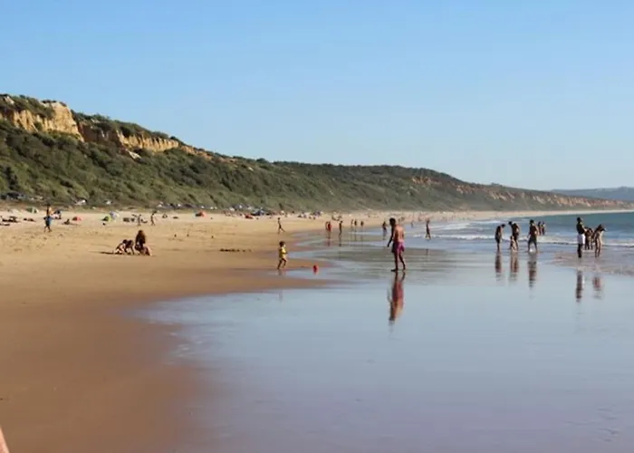 Casinha; Piscina/ Praia/ Lisboa Aroeira (Setubal)