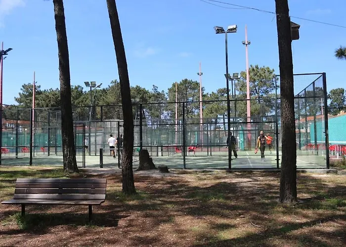 Casinha; Piscina/ Praia/ Lisboa Aroeira (Setubal)