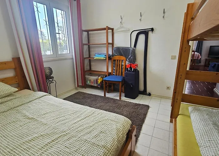 Σπίτι διακοπών Casinha; Piscina/ Praia/ Lisboa Aroeira (Setubal)