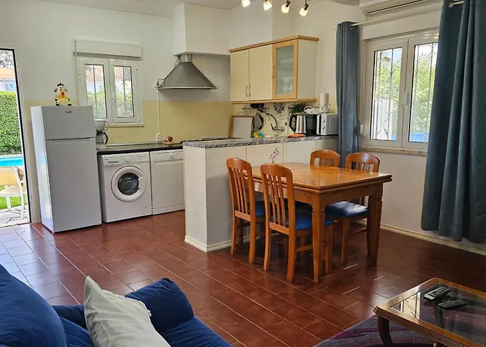 Σπίτι διακοπών Casinha; Piscina/ Praia/ Lisboa Aroeira (Setubal)