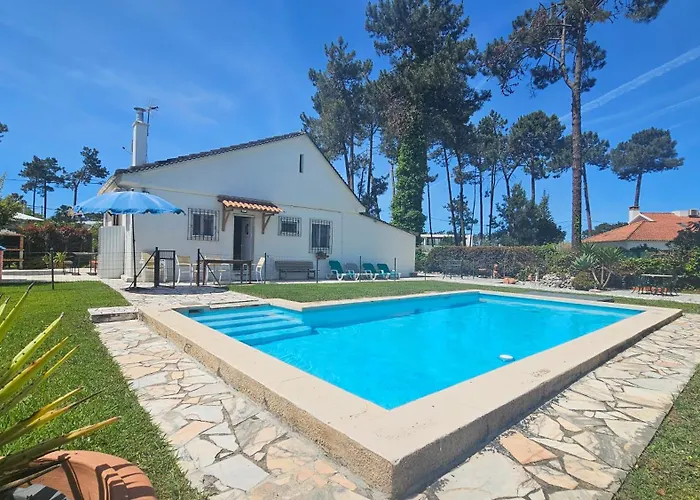 Casinha; Piscina/ Praia/ Lisboa Σπίτι διακοπών Aroeira (Setubal)
